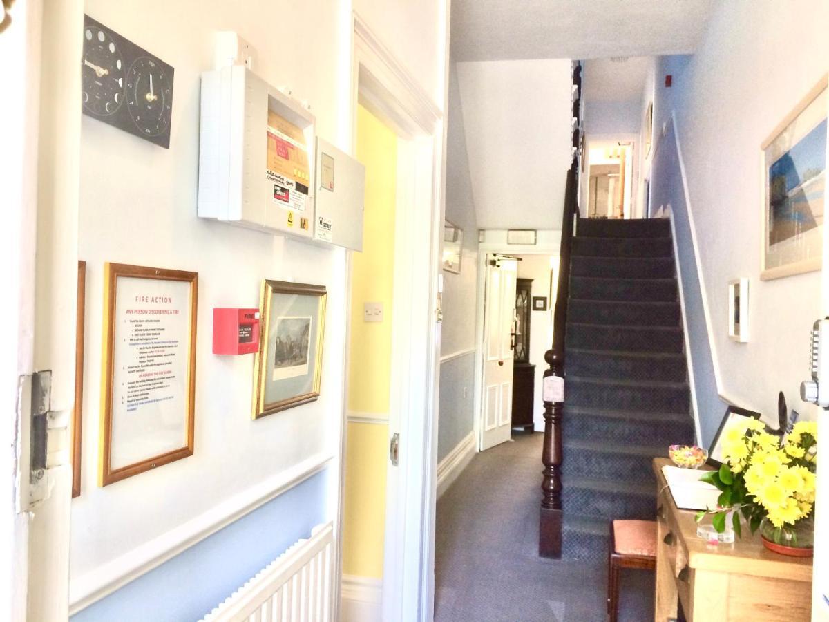 Rosalie Guest House Пензанс Экстерьер фото
